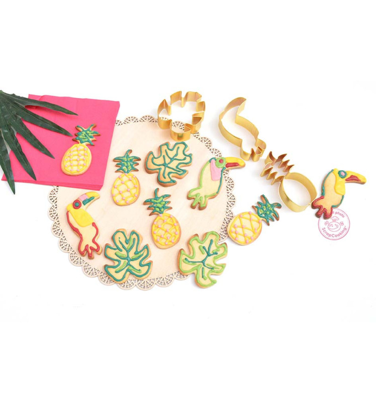 3 découpoirs dorés toucan/ananas/feuille