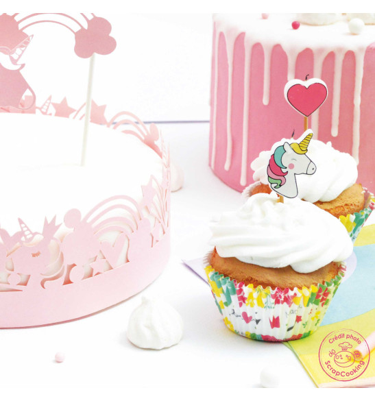 24 cupcake cases + 24 cake toppers unicorn