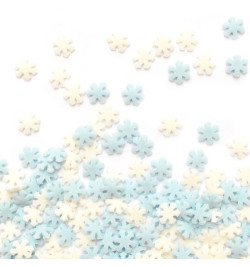 Pot of white/blue snowflake...
