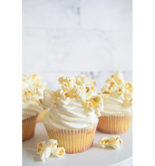 +/-36 white cupcake cases