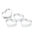 4 individual perforated heart tart rings 7.5 x 8,5 cm