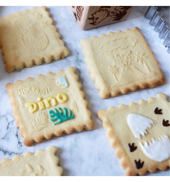 Wooden cookie stamp "Dino" + cookie cutter