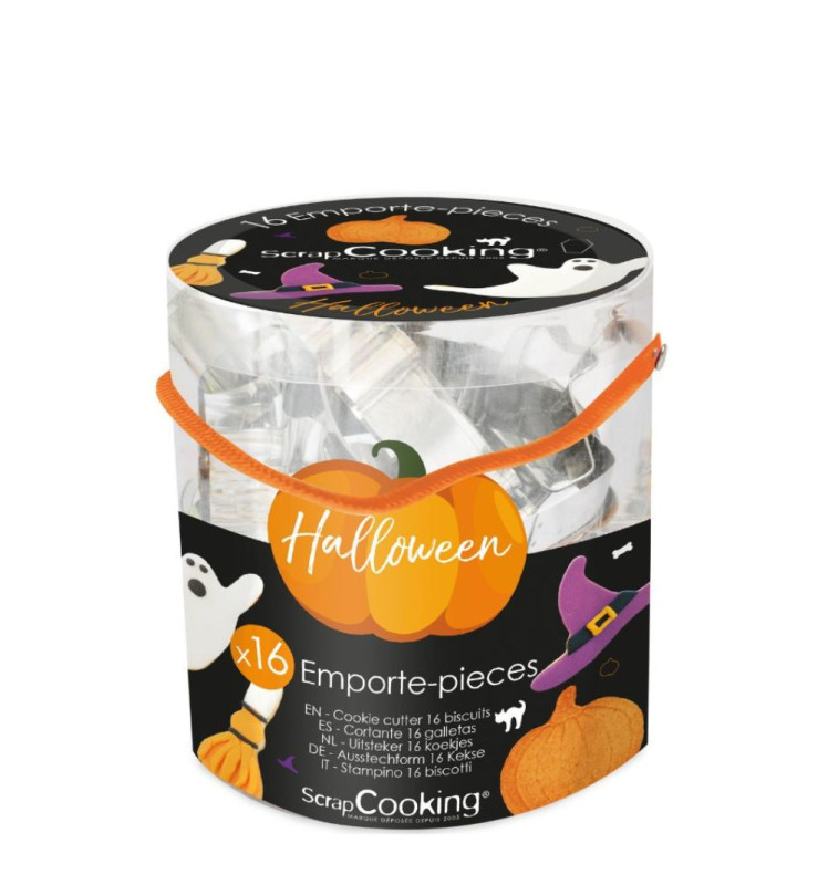 Bucket of 16 Halloween-themed cookie cutters