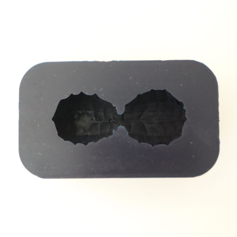 Individual peanut trompe-l'oeil silicone mould | ScrapCooking