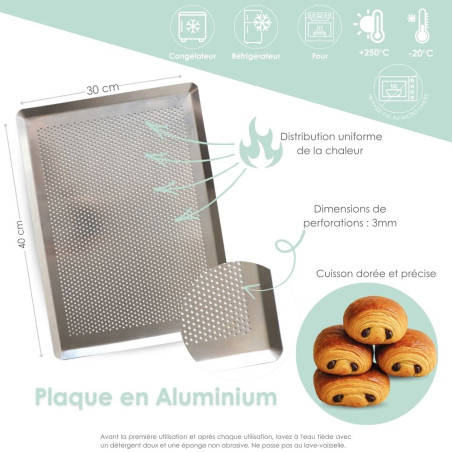 Perforated baking tray for evenly baked pastries | ScrapCooking®