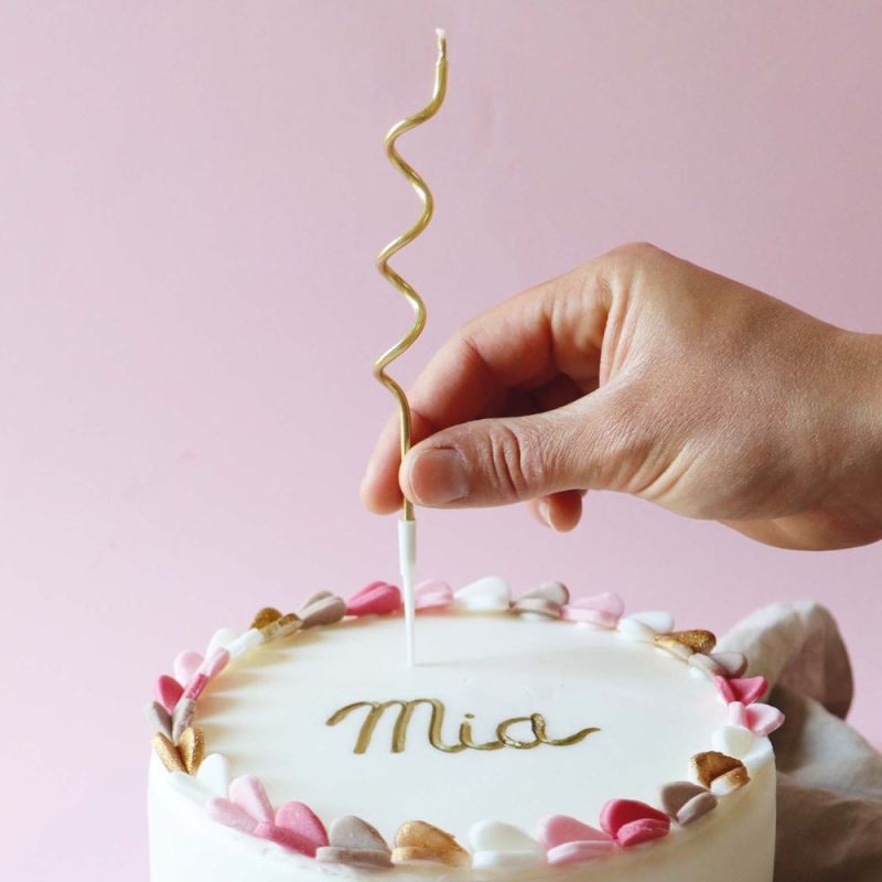 Gold twisted birthday candles x12