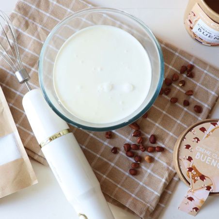 Préparation crème glacée style "Bueno"