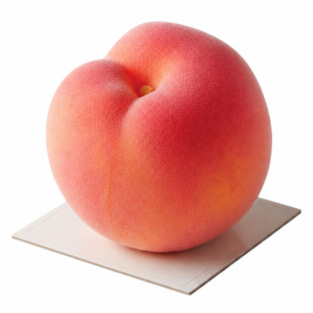 Peach illusion cake realistic effect