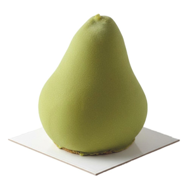 Pear shaped realistic illusion cake