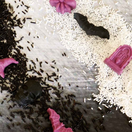 Ambiance bonbons violets et noirs Halloween - ScrapCooking