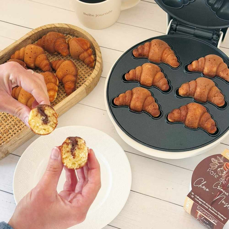 Photo découpe mini croissant avec appareil - ScrapCooking