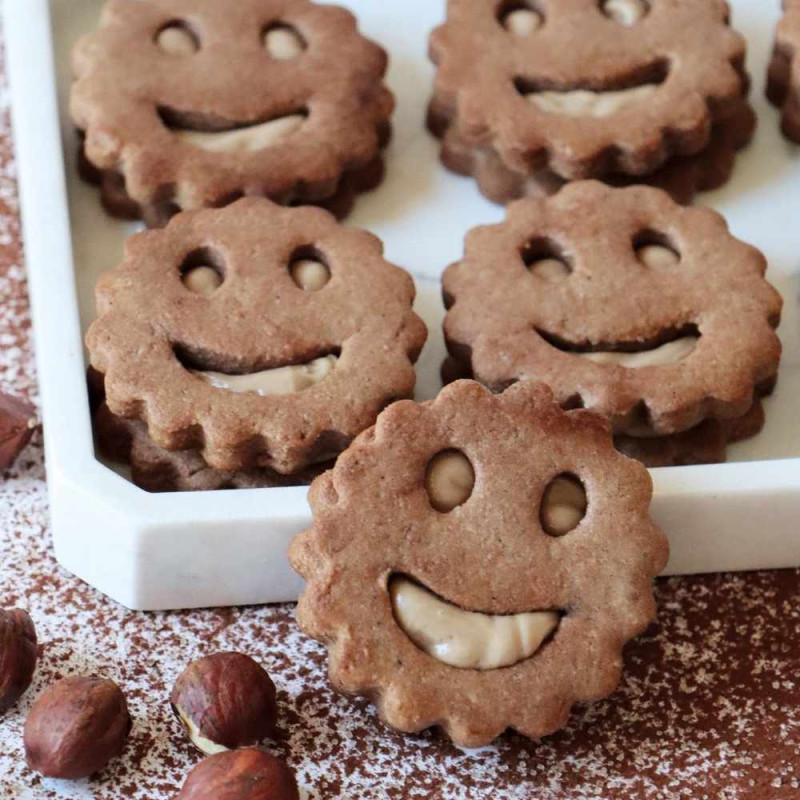 A mix of biscuits, smiles and chocolate - ScrapCooking®