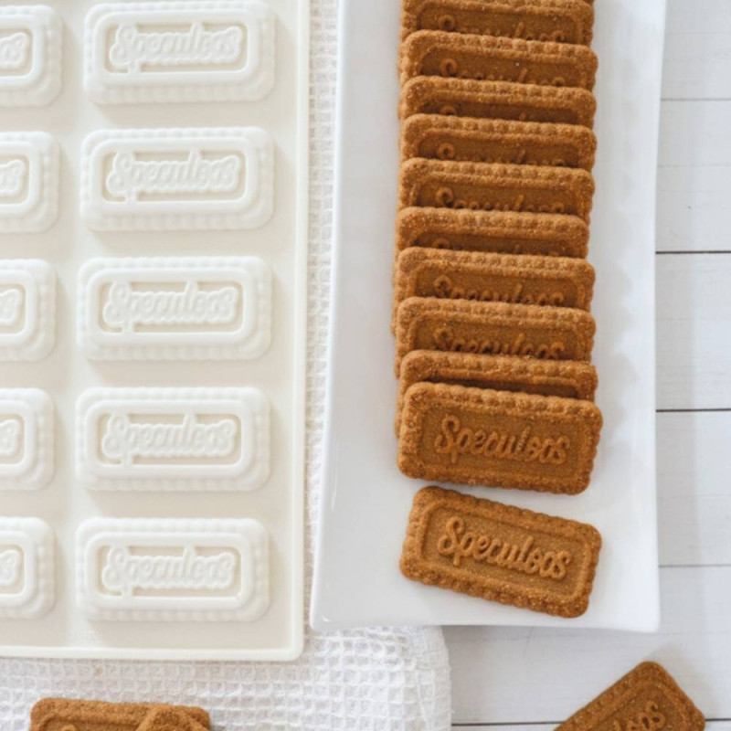 Photo ambiance Moule silicone + biscuits spéculoos - ScrapCooking
