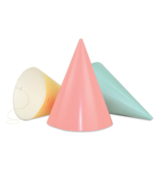 6 chapeaux pointus "pastel" 6 chapeaux pointus "pastel"