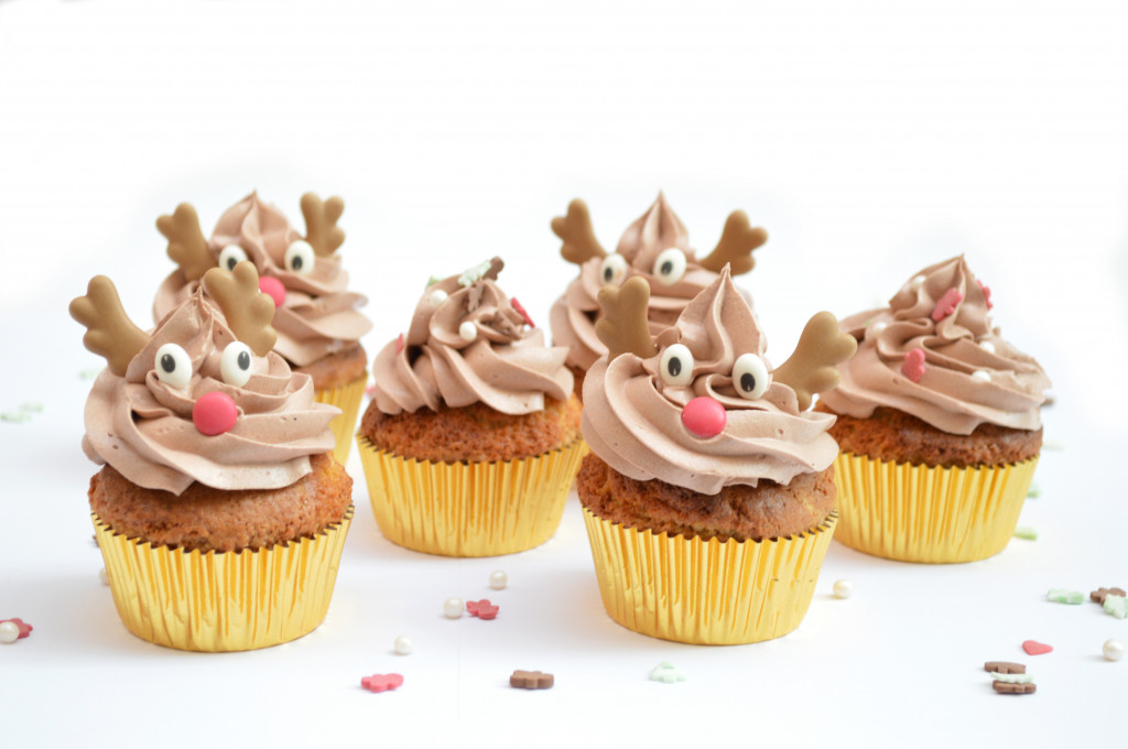 Cupcakes rennes de Noël fourrés praliné