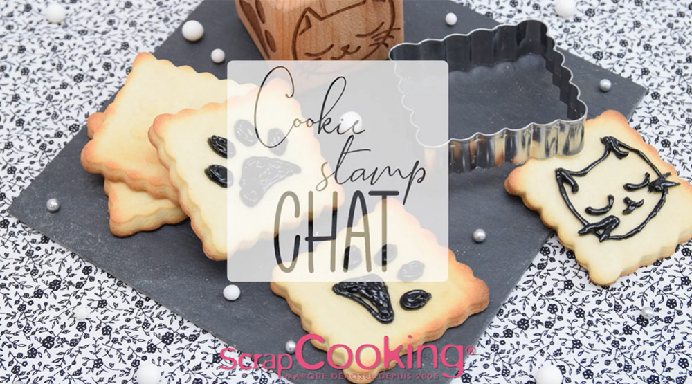 Vidéo : comment réaliser des biscuits avec le tampon à biscuits bois chat