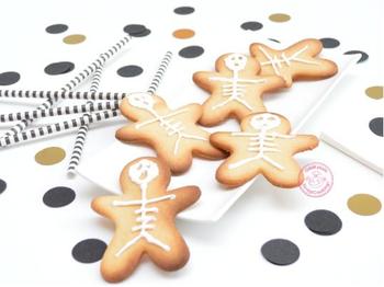 Recette biscuits squelettes faciles Halloween 
