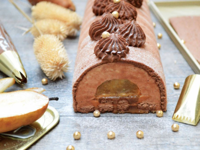 Recette de la Bûche de Noël velours poire, chocolat et caramel